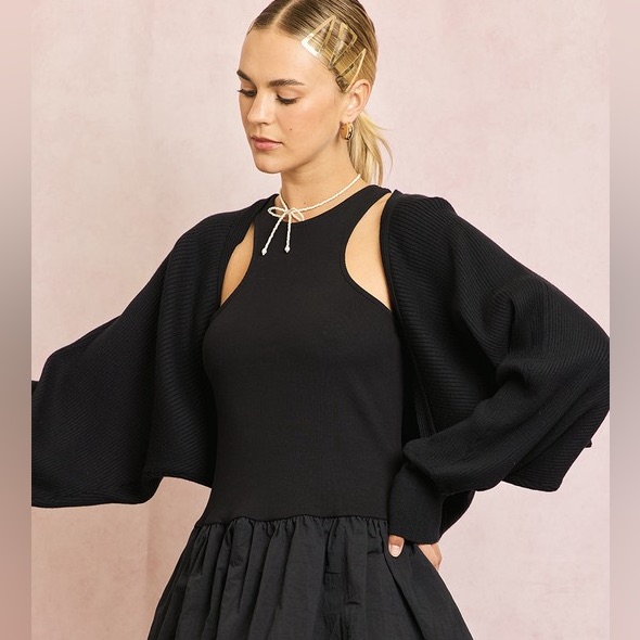 334 Black Shrug